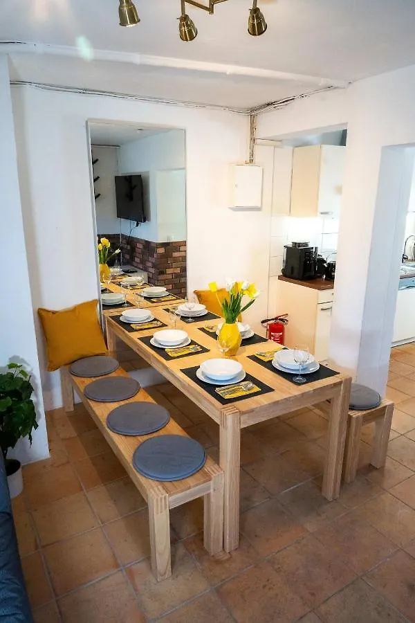 Spacious Apartment In Urban Location Hamburg